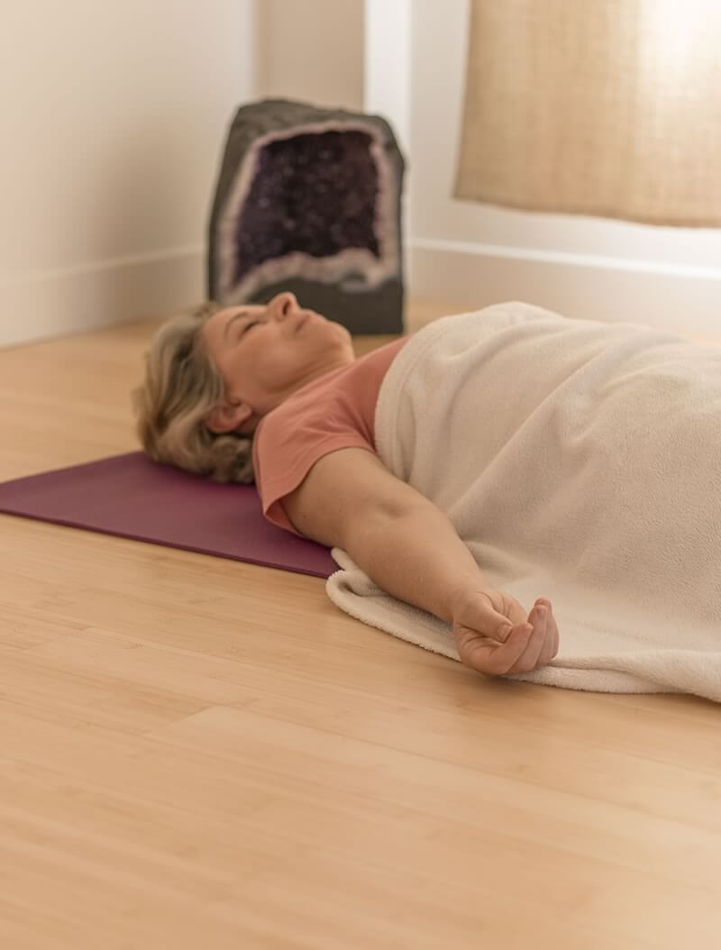 Cours de Yoga Nidra à La Rochelle - Yoga La Rochelle - Mouvement Intérieur